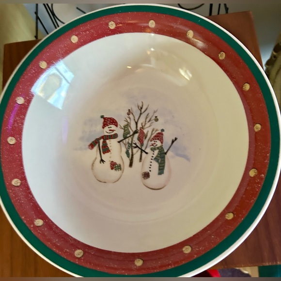 COPY - Royal Seasons Stoneware, snowmen, serving bowl. 10” - Picture 2 of 7